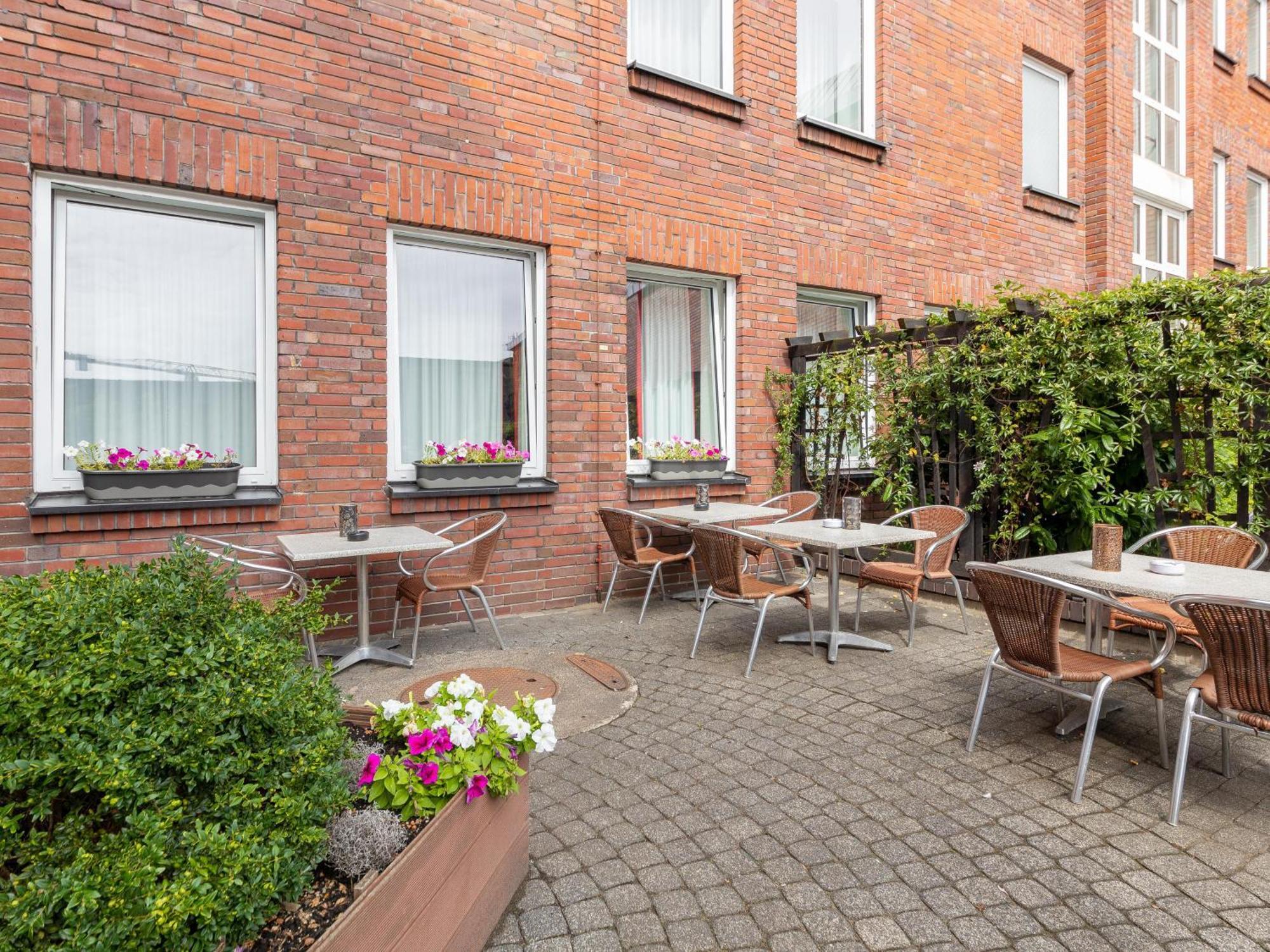 B&B Hotel Duisburg Hbf-Nord Exterior foto